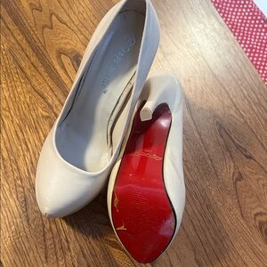 Platform Cream Pumps